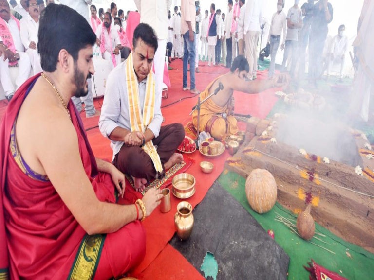 minister ktr