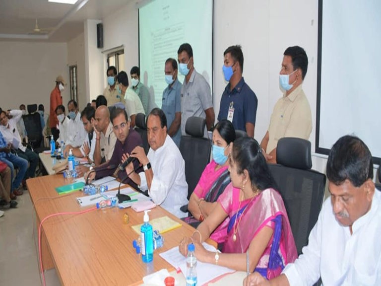 పోడు స‌మ‌స్య‌కు త్వ‌ర‌లో శాశ్వత పరిష్కారం- మంత్రి ఐకే రెడ్డి