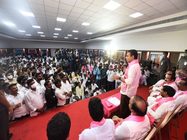 తెలంగాణ తొలి ద్రోహి రేవంత్ రెడ్డి.. కేటీఆర్ ఫైర్..