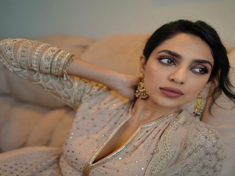 స్క్రిప్ట్‌లో దమ్ముంటే సినిమా పక్కా హిట్- హీరోయిన్ శోభిత