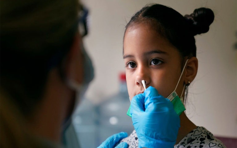 దేశంలో తొలిసారి 3 ఏళ్ల చిన్నారికి ఒమిక్రాన్ పాజిటివ్‌..