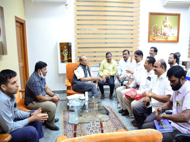 ఉపాధ్యాయ సంఘాలతో సీఎస్‌ కీలక భేటీ..