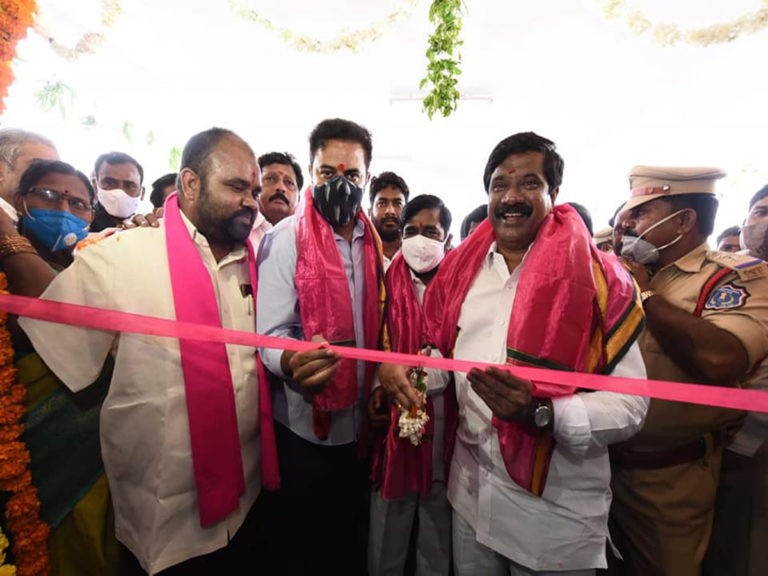 నల్లగొండలో కొత్త ఎస్సీ ఎస్టీ హాస్టల్‌ను ప్రారంభించిన మంత్రులు..