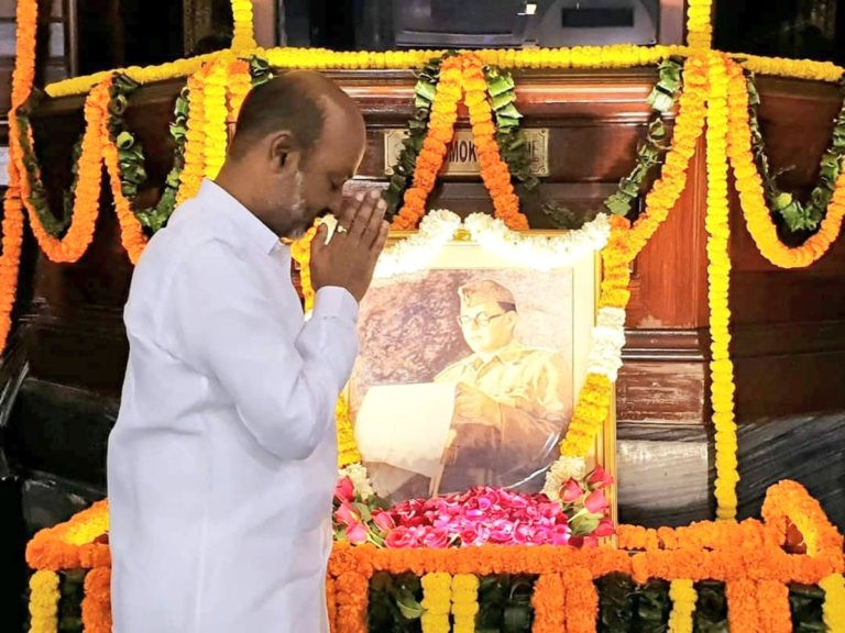 నేటి యువతకు నేతాజీ జీవితం ఓ స్ఫూర్తి- బండి సంజయ్