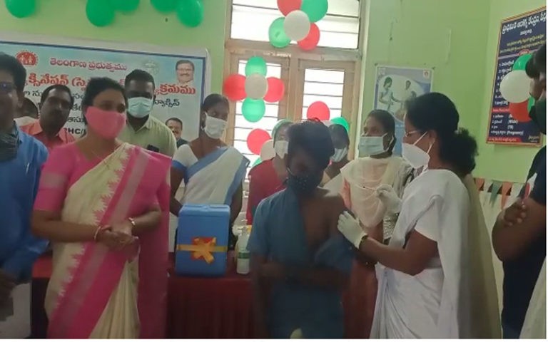 ప్రతి ఒక్కరూ కరోనా వ్యాక్సిన్ తీసుకునేలా అవగాహన కల్పించాలి..
