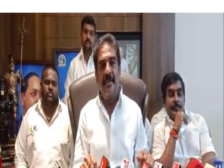 చంద్రయ్య హత్యను చంద్రబాబు రాజకీయం చేస్తున్నారు..