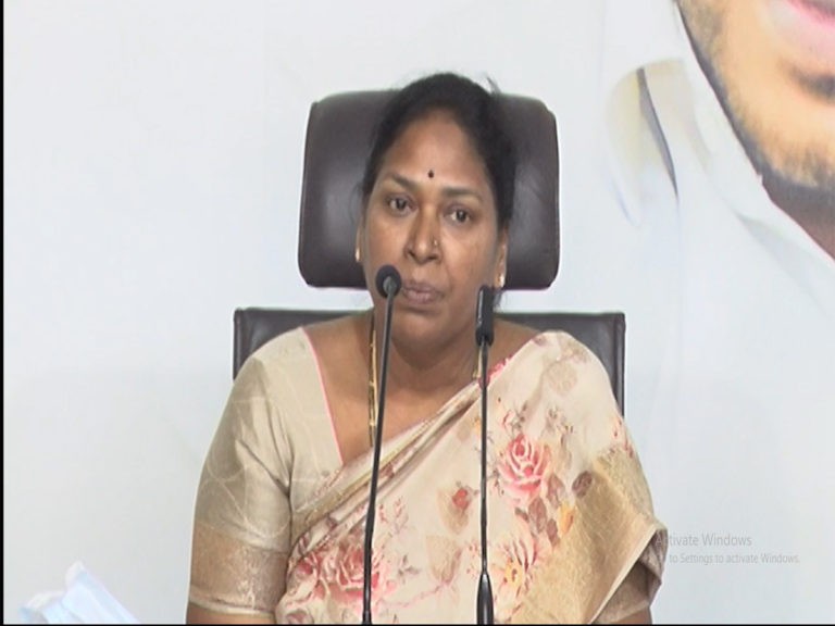 బాబు ఒక దుర్యోధనుడు.. లోకేష్ ఒక ఉత్తర కుమారుడు..!