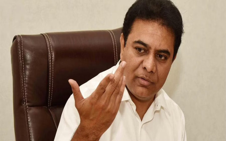 ఆటోడ్రైవర్‌పై మంత్రి కేటీఆర్ ప్రశంసల జల్లు..