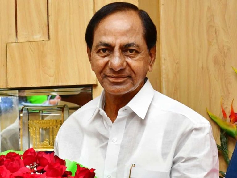 ముఖ్యమంత్రి కేసీఆర్ దార్శనీకుడు..