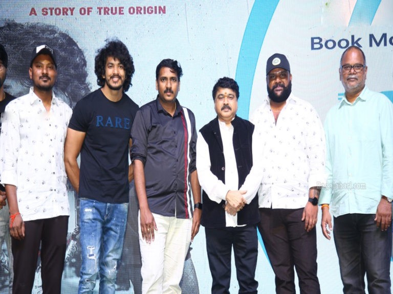 ‘విశ్వ‌క్‌’.. ఎన్ఆర్‌ఐ యూత్‌కు చ‌క్క‌టి సందేశం..