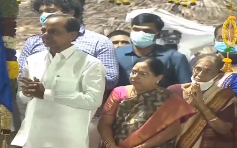 శ్రీ రామానుజ సహస్రాబ్ది వేడుకల్లో పాల్గొన్న సీఎం కేసీఆర్..