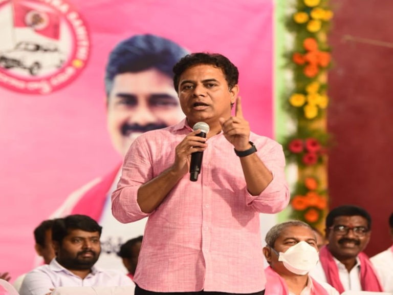మోదీకి సిగ్గు, నీతి లేవు- మంత్రి కేటీఆర్