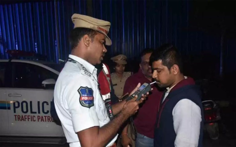 డ్రంకెన్ డ్రైవ్‌లో పట్టుబడిన వారికి గుడ్‌ న్యూస్‌..
