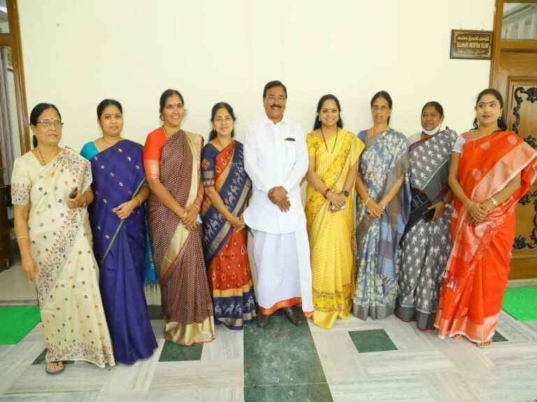 ఏ రంగమైనా మహిళల పాత్ర కీలకం- మంత్రి నిరంజన్ రెడ్డి