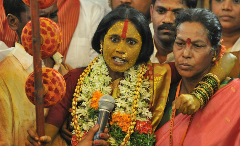 స్వర్ణలత భవిష్యవాణి..