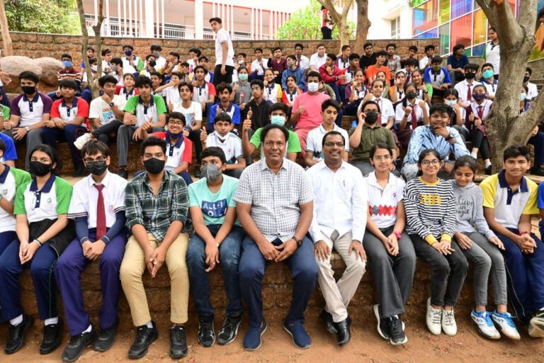 ప్రకృతి క్లబ్ ను ప్రారంభించిన  గ్లేండల్‌ స్కూల్ విద్యార్థులు
