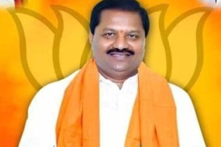 తెలంగాణలో బీజేపీకి గట్టి షాక్‌..మాజీ ఎమ్మెల్యే రాజీనామా