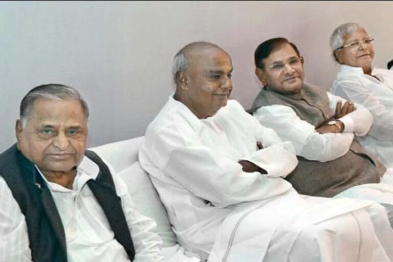 ములాయం తృటిలో చేజార్చుకున్న ప్రధాని పదవి