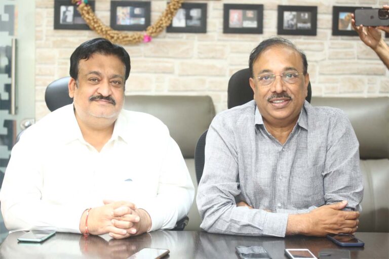 ఫ్యామిలీ ఎమోషన్ వున్న మాస్ యాక్షన్ ది ఘోస్ట్:నిర్మాతలు