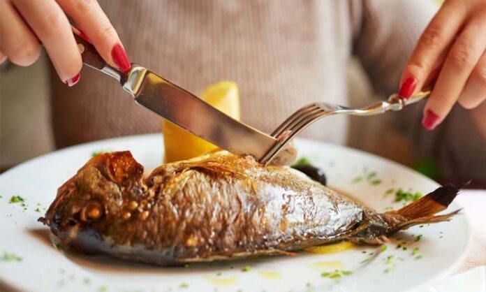 fish eating