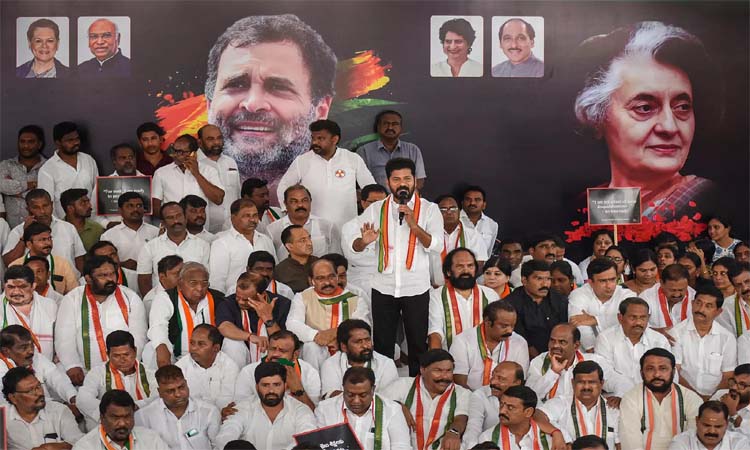 కాంగ్రెస్ ” కాపీ క్యాట్ “?