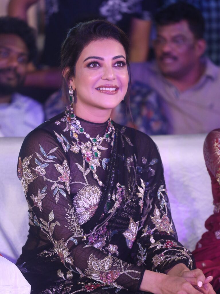 Kajal Aggarwal Pics Latest
