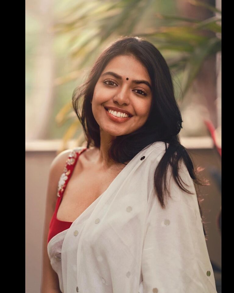 Actress Shivani Rajasekhar Stills Latest