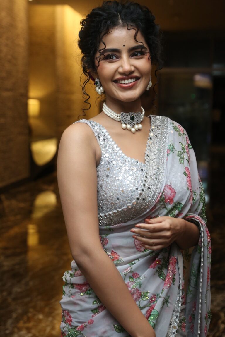 Anupama Parameswaran Pics Latest