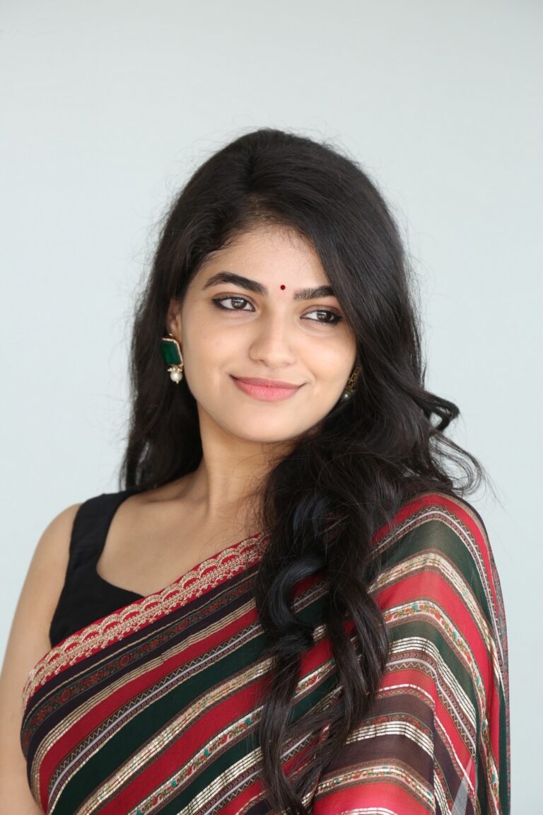 Sangeerthana Vipin Pics Latest