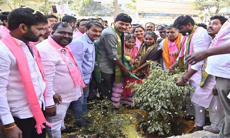 శేరిలింగంపల్లిలో ఘనంగా కేసీఆర్ బర్త్ డే వేడుకలు