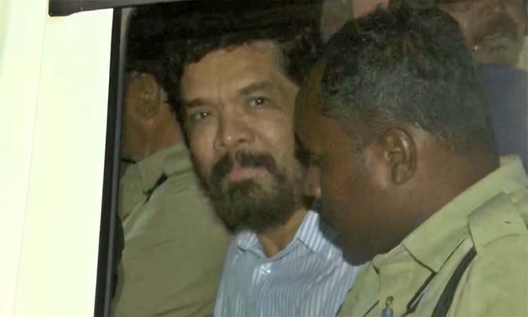 నటుడు పోసానికి 14 రోజుల రిమాండ్