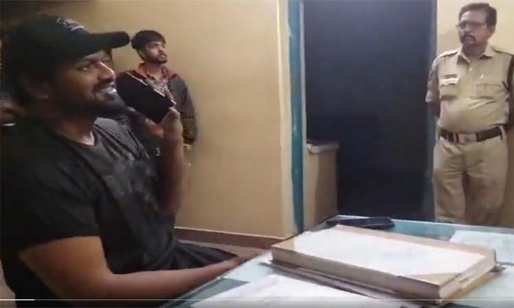 అర్ధరాత్రి మంచు మనోజ్ హైడ్రామా..