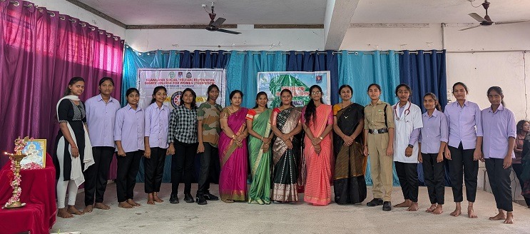 గురుకులాల్లో ఘనంగా మహిళా దినోత్సవం