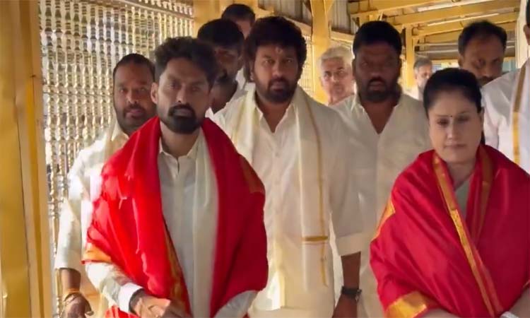 శ్రీవారి సేవలో అర్జున్ సన్ ఆఫ్ వైజయంతీ టీమ్