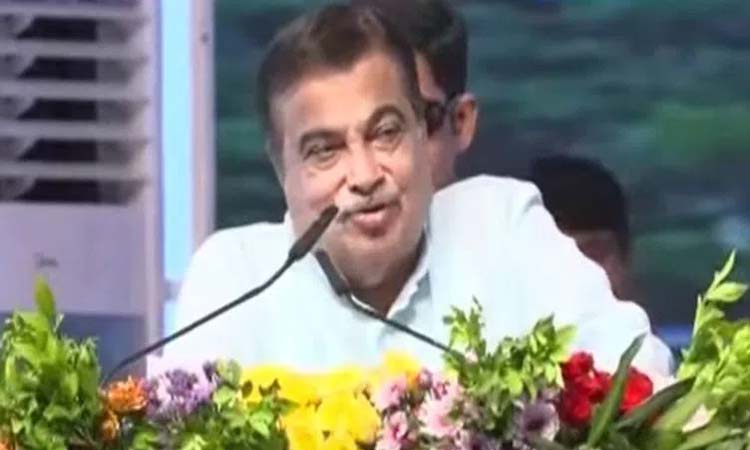 తెలంగాణ అభివృద్ధికి కట్టుబడి ఉన్నాం:గడ్కరీ