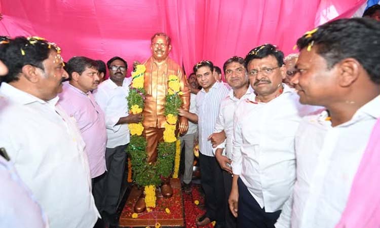 మార్పు బాగుందా?: కేటీఆర్