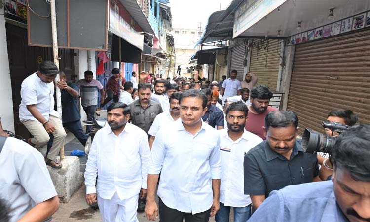 హైదరాబాద్ చరిత్రలోనే విషాదకరం: కేటీఆర్