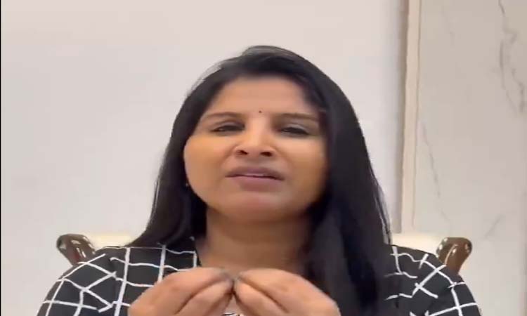 బర్త్ డే పార్టీపై మంగ్లీ