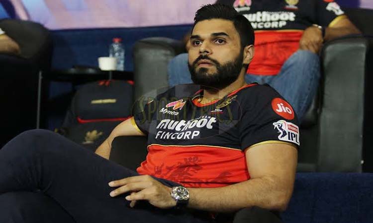 ఆర్సీబీ మార్కెటింగ్ హెడ్ అరెస్ట్