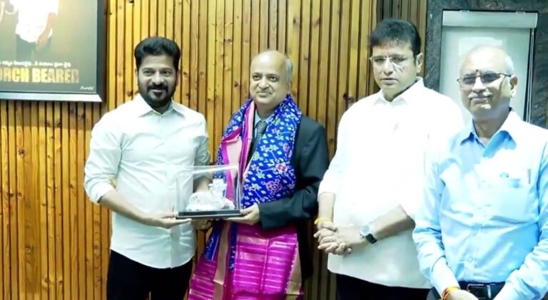 సీఎంతో బ్రహ్మోస్ ఏరోస్పేస్ ప్రతినిధి బృందం
