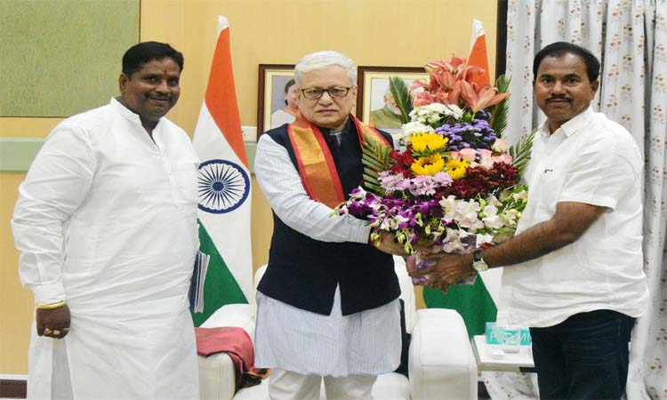 వృద్ధాప్యంలో విలాసవంతమైన జీవనం!