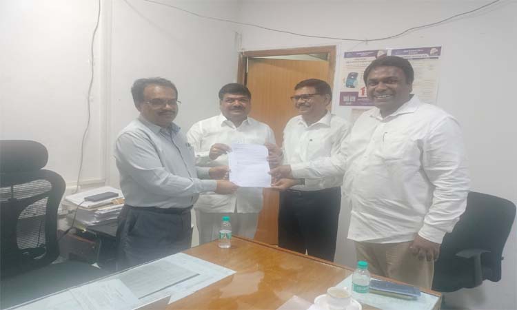 కొండాపై ఈసీకి ఫిర్యాదు