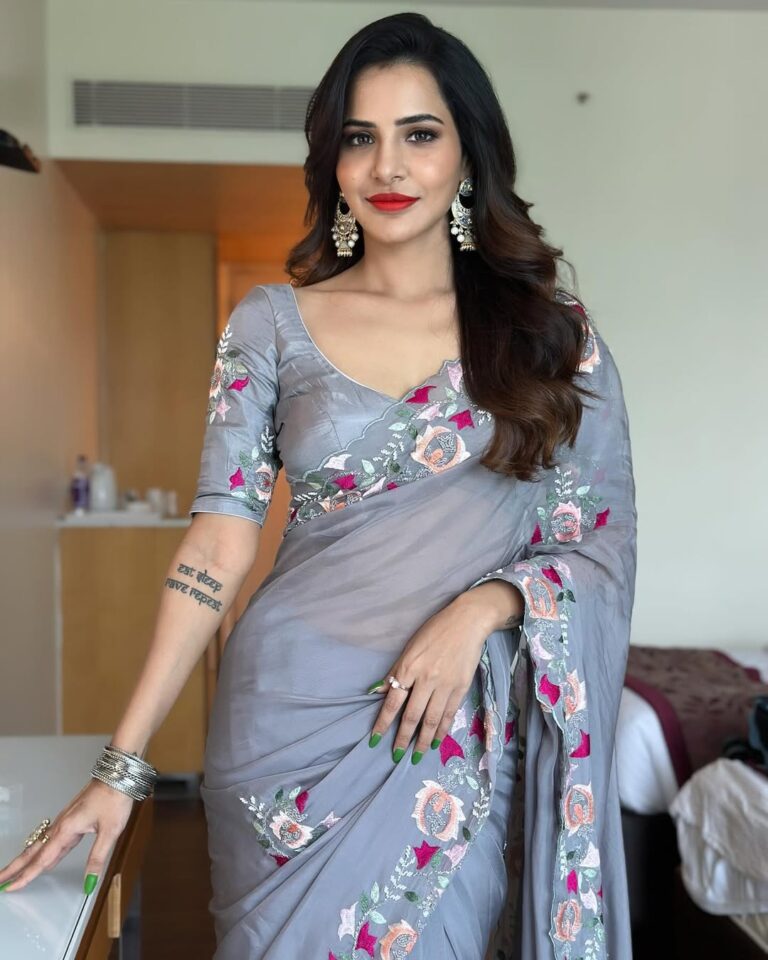 Beautiful Ashu Reddy Insta Stills