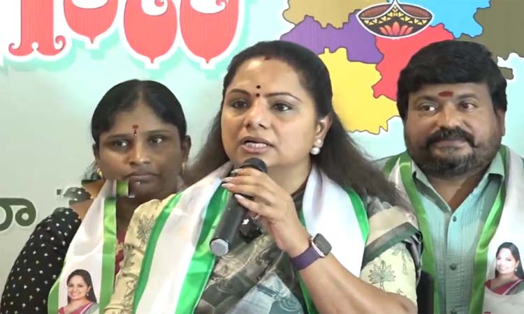 సీఎం రేవంత్ రాజీనామా చేయాలి: కవిత