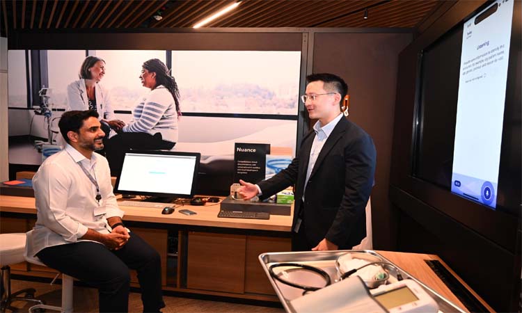 ఏపీలో మైక్రోసాఫ్ట్ ఎక్స్‌పీరియన్స్ సెంటర్