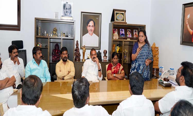 72 కులాల ప్రతినిధులతో కవిత సమావేశం