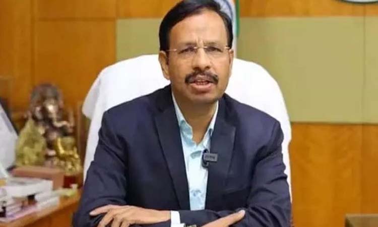 వీళ్లు సెలబ్రెటీలా…సజ్జనార్ ట్వీట్