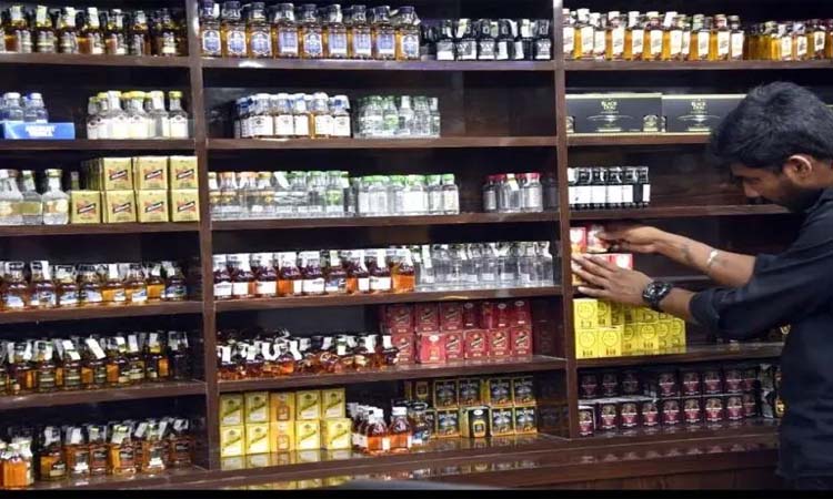 ఇకపై మేజర్ గ్రామ పంచాయతీల్లో వైన్స్!