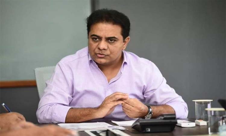 KTR:కష్టకాలంలో ప్రజలకు అండగా నిలవండి