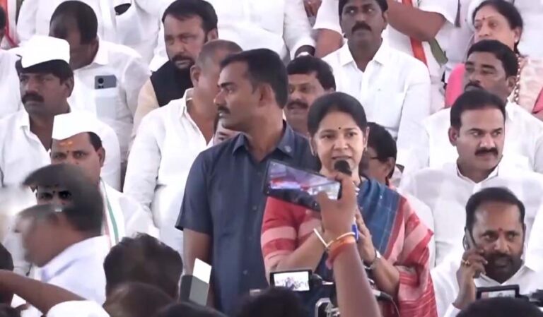 తప్పును సరిచేస్తున్న కాంగ్రెస్:కనిమొళి